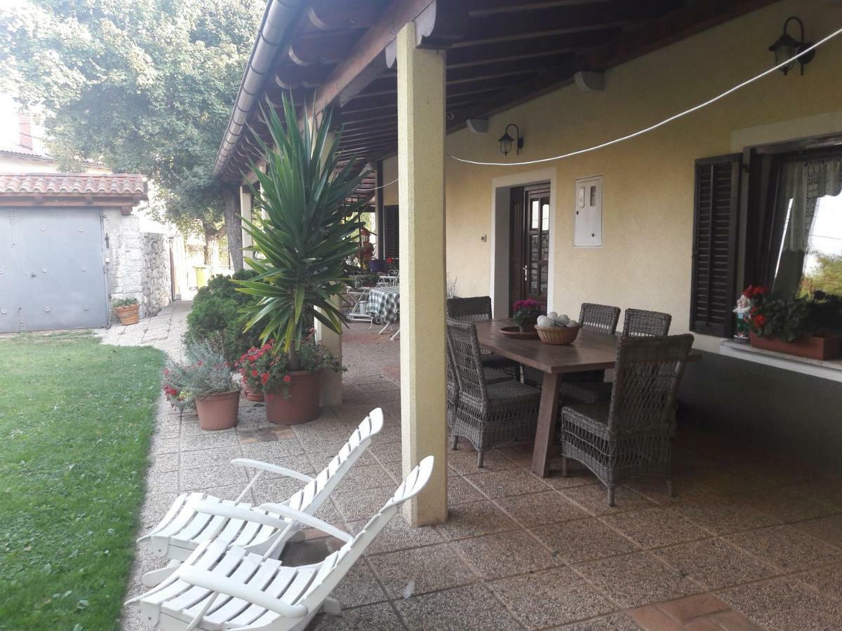 Pensjonat Country House Lokev Zewnętrze zdjęcie